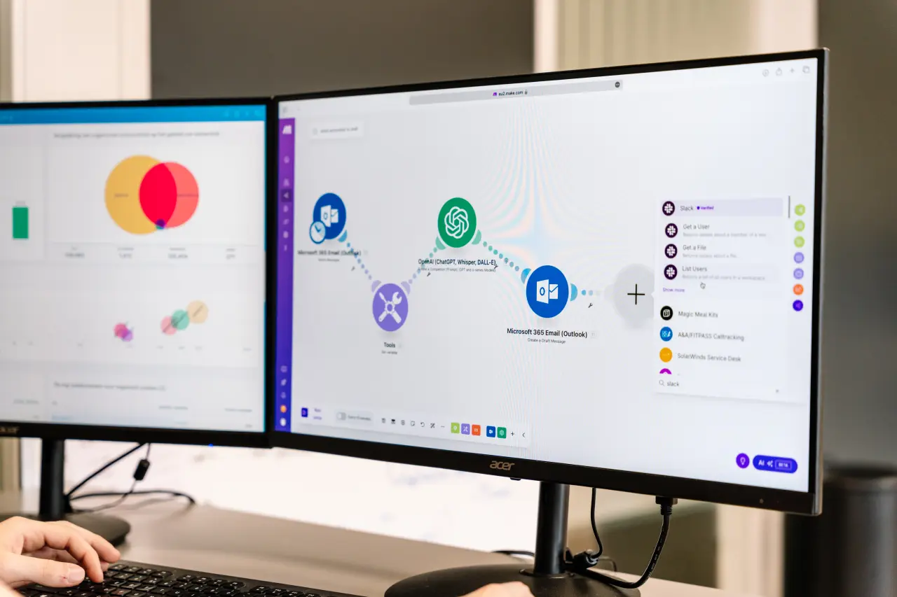 Professionele SEO expert bezig met GEO